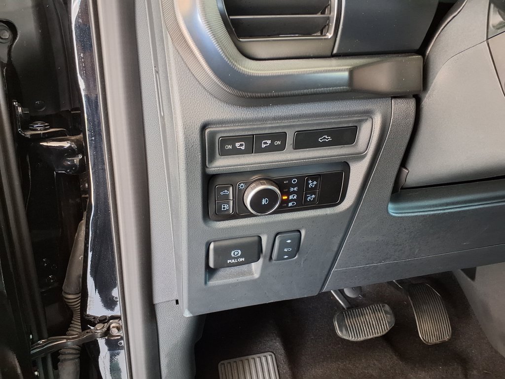 Used 2024 Ford F150 Platinum w/ Equipment Group 702A High AWD/4WD image 24