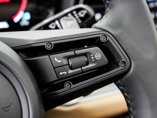 New 2026 Porsche Cayenne image 13