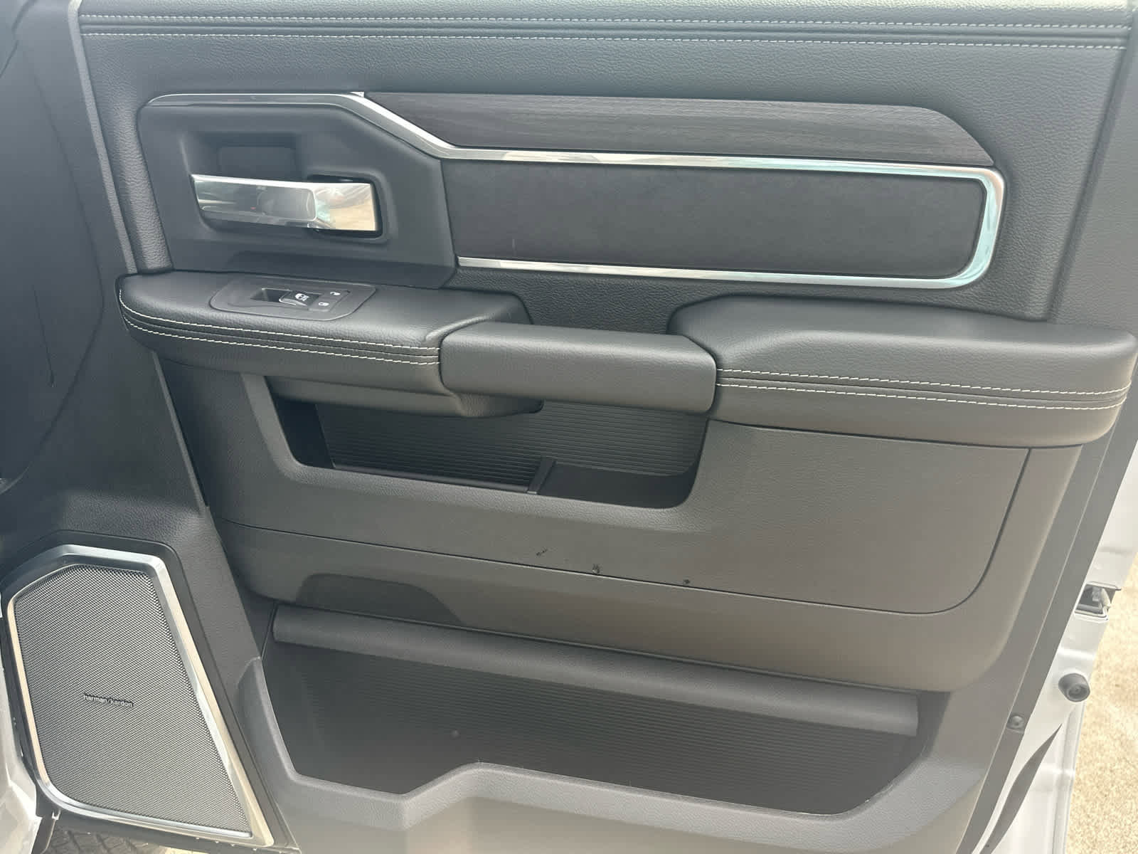 New 2026 RAM 3500 Laramie image 17