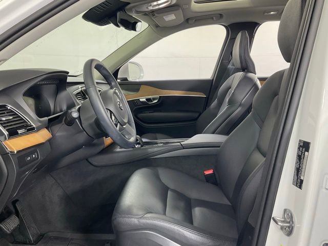 Certified 2024 Volvo XC90 T8 Plus w/ Protection Package Premier AWD/4WD image 28
