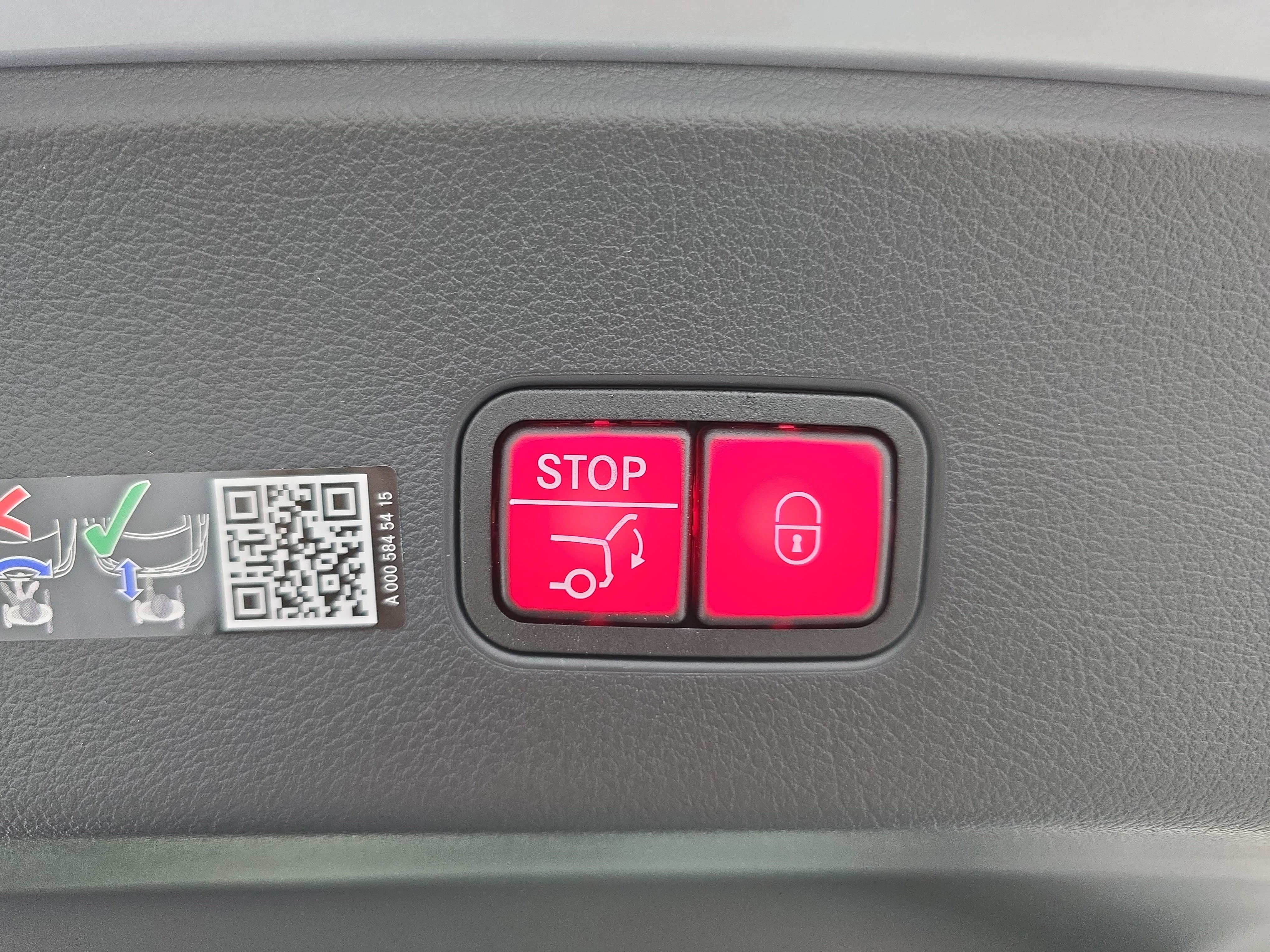 New 2026 Mercedes-Benz GLC 43 AMG 4MATIC Coupe image 13