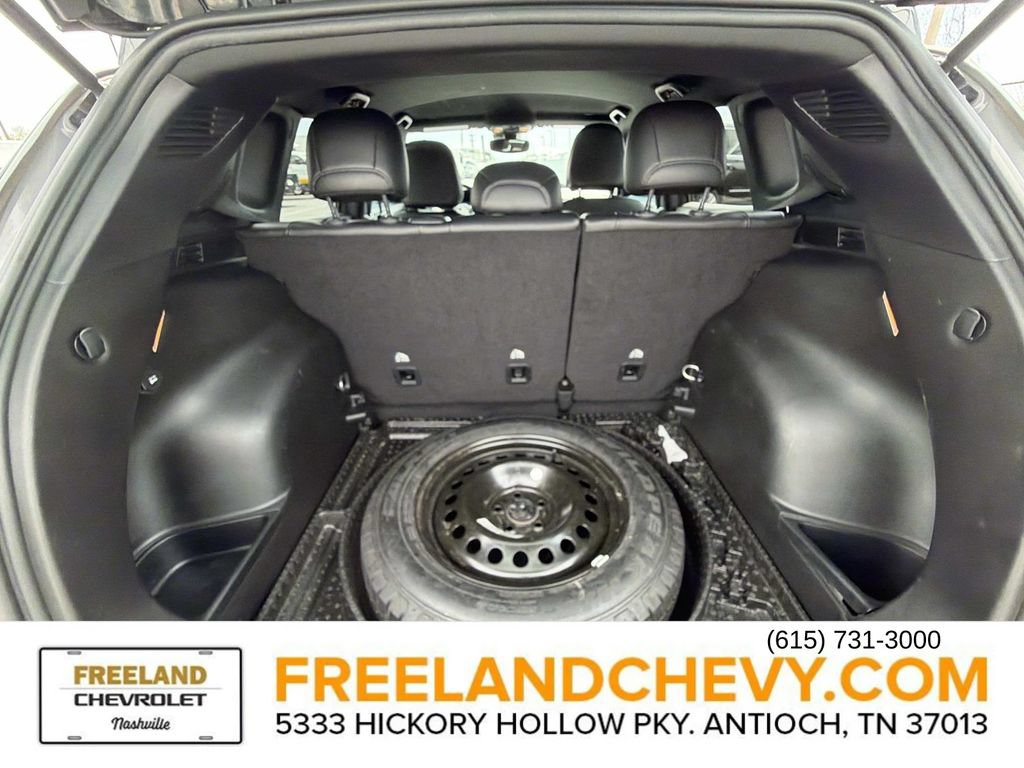 Used 2024 Jeep Compass Trailhawk AWD/4WD image 14