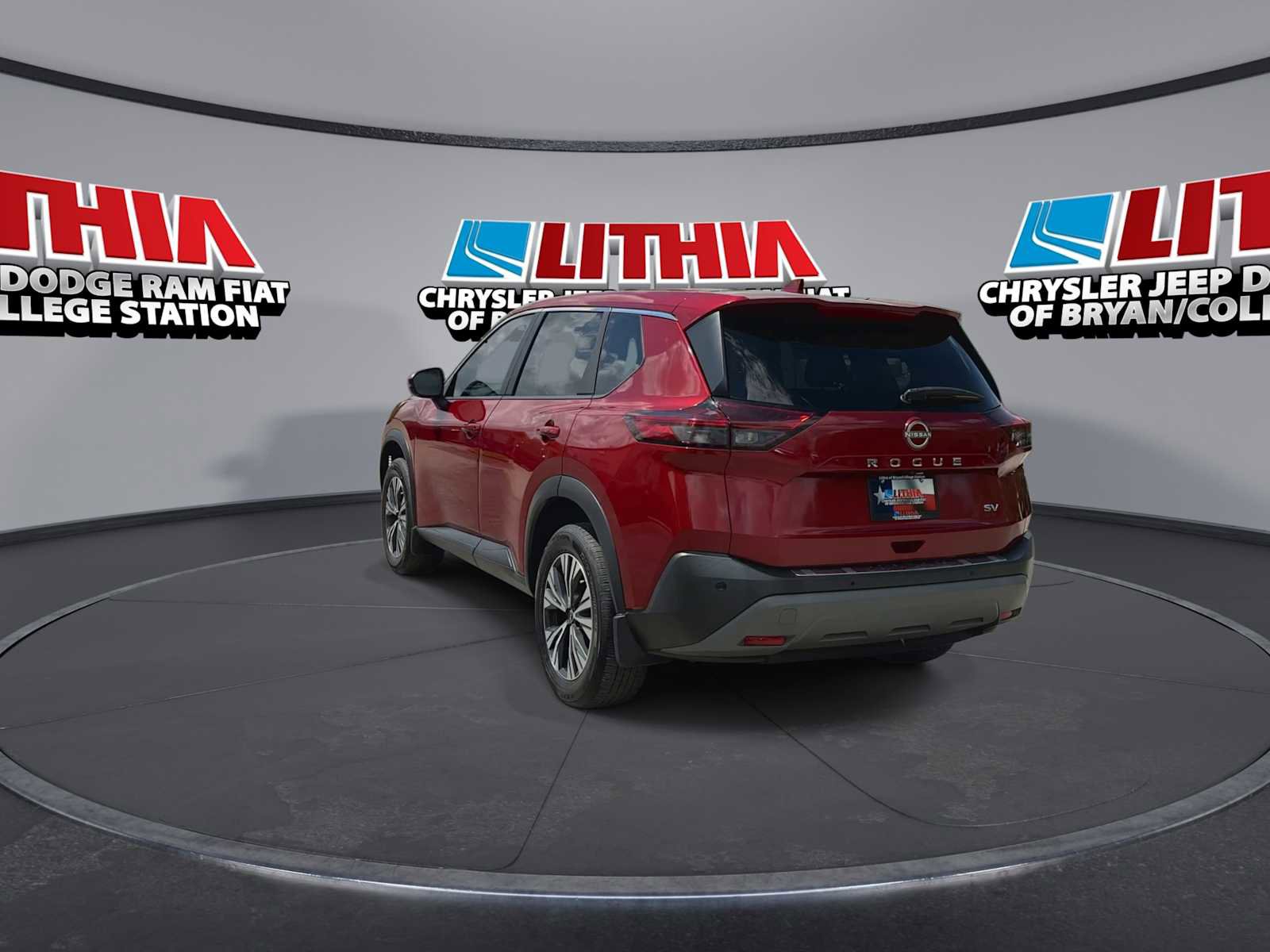 Used 2023 Nissan Rogue SV image 6