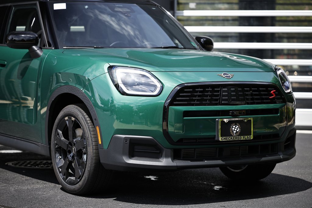 New 2025 MINI Cooper Countryman S w/ Comfort Package Max image 2