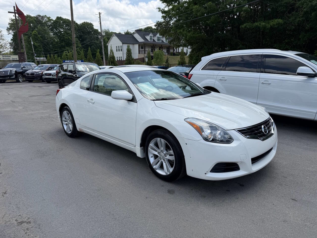 Used 2011 Nissan Altima 2.5 S w/ Convenience Pkg FWD image 3