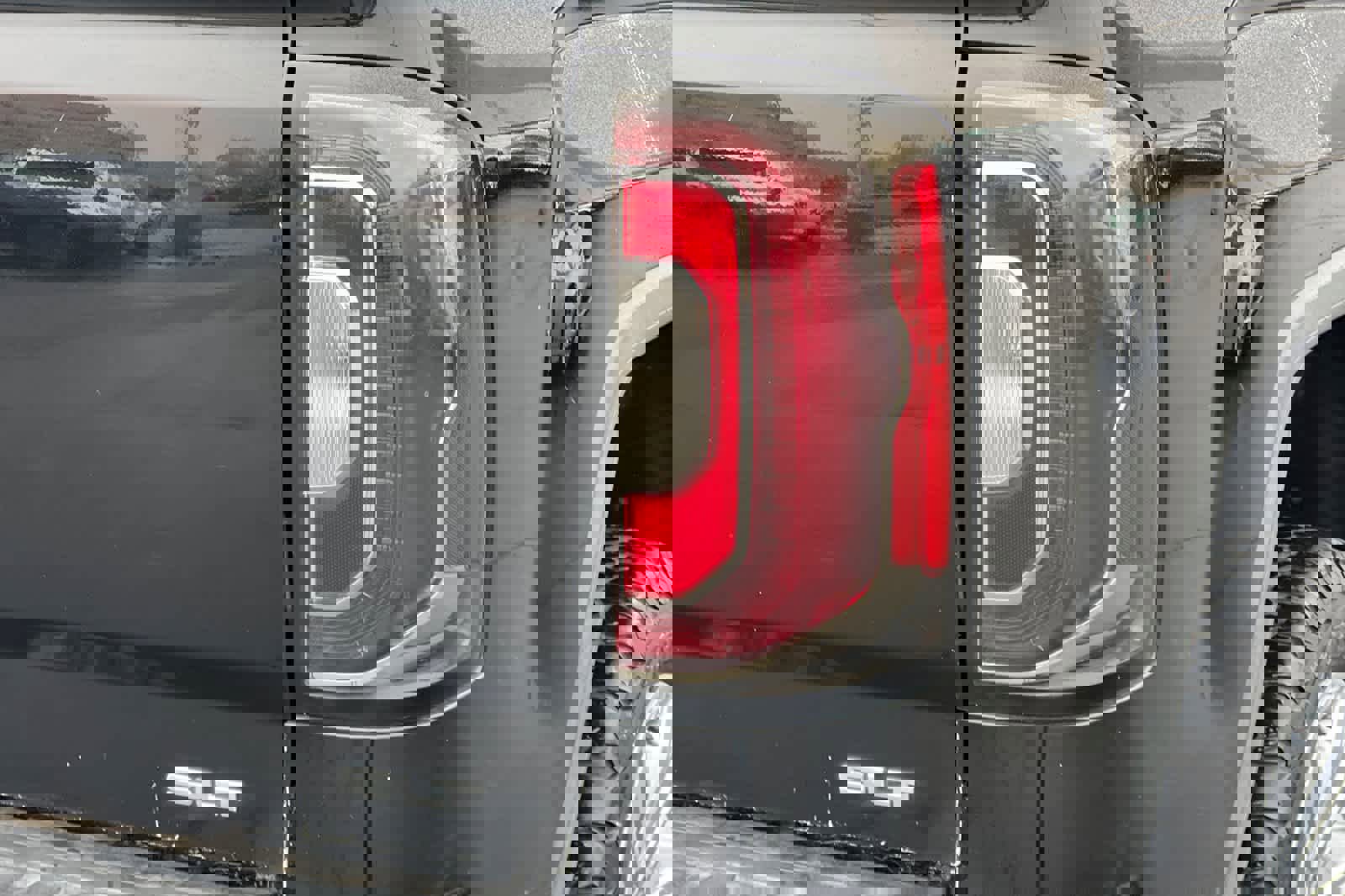 Used 2017 GMC Sierra 1500 SLT image 28