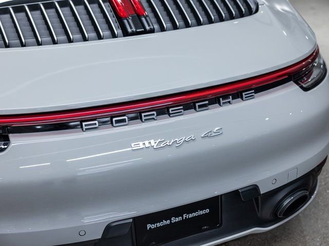 Certified 2022 Porsche 911 Targa 4S w/ Premium Package image 23