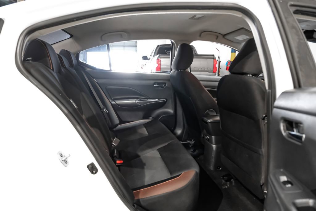 Used 2020 Nissan Versa SR w/ Convenience Package FWD image 33