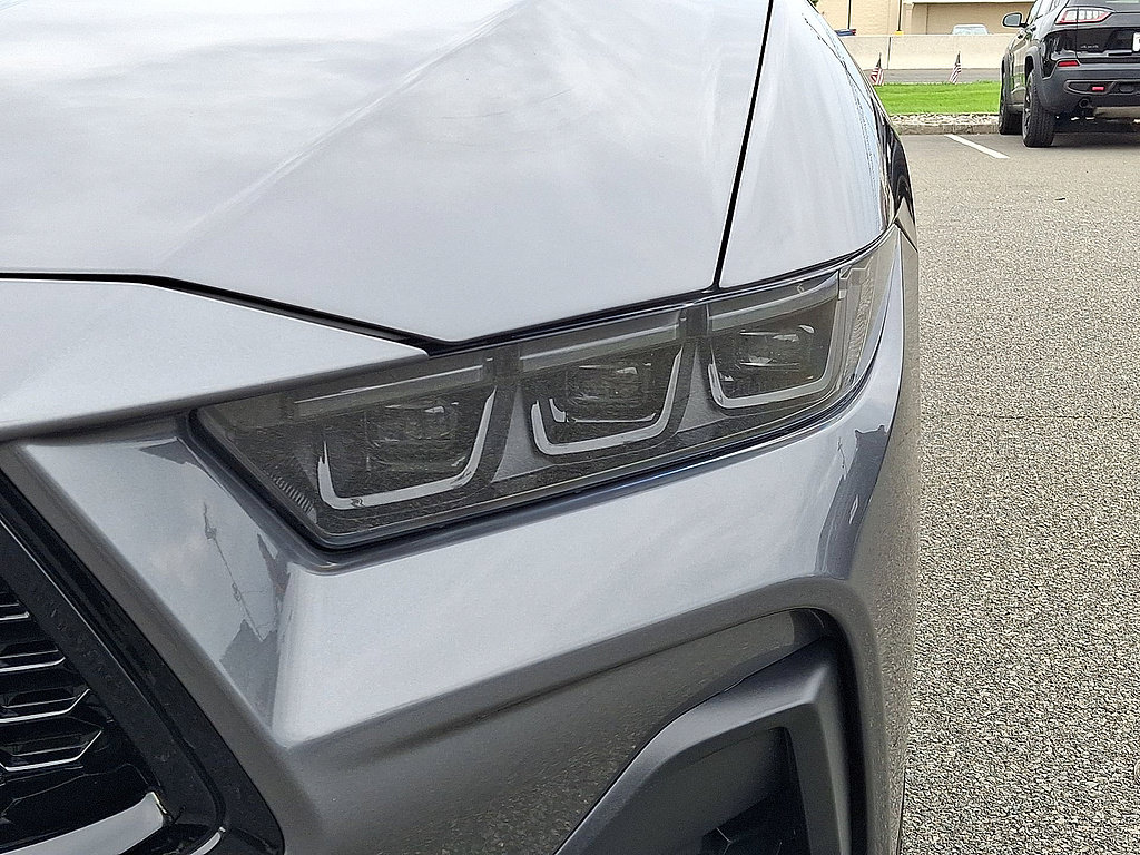 Used 2025 Ford Mustang GT RWD image 34