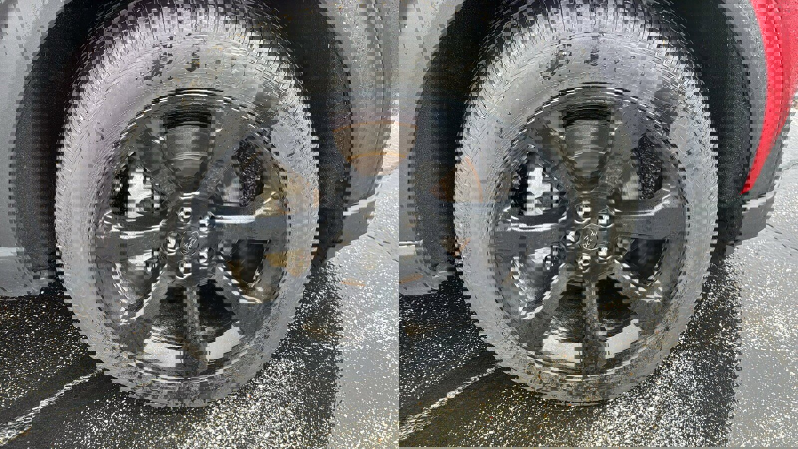 Used 2023 Ford Explorer ST-Line w/ Class IV Trailer Tow Package image 9