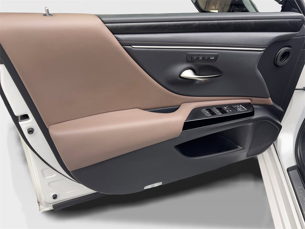 Used 2023 Lexus ES 350 w/ Premium Package image 31