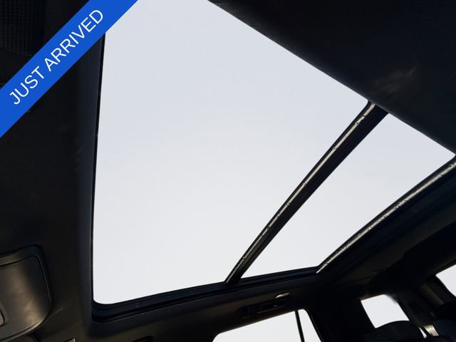 Used 2023 Chevrolet Tahoe High Country w/ Advanced Technology Package image 22