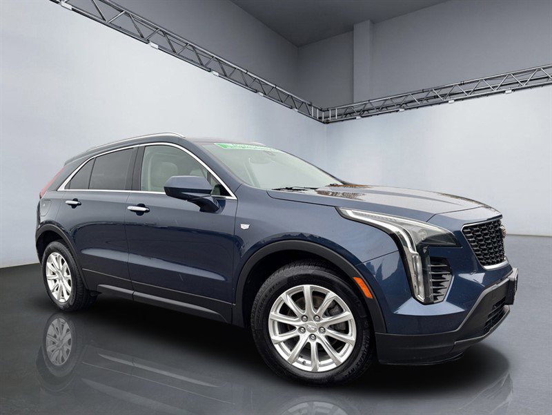 Used 2019 Cadillac XT4 Luxury w/ Cold Weather Package image 27