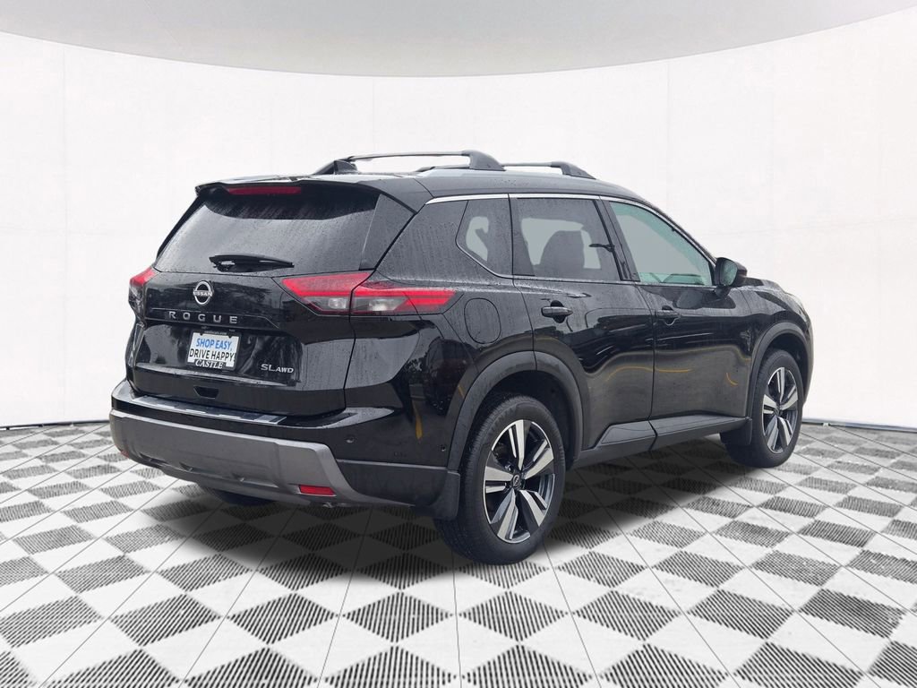 Used 2024 Nissan Rogue SL w/ SL Premium Package image 17