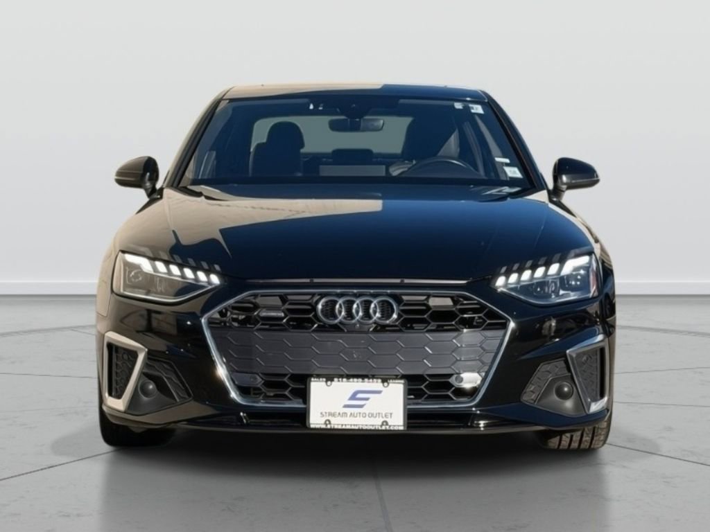Used 2023 Audi A4 2.0T Premium Plus image 2