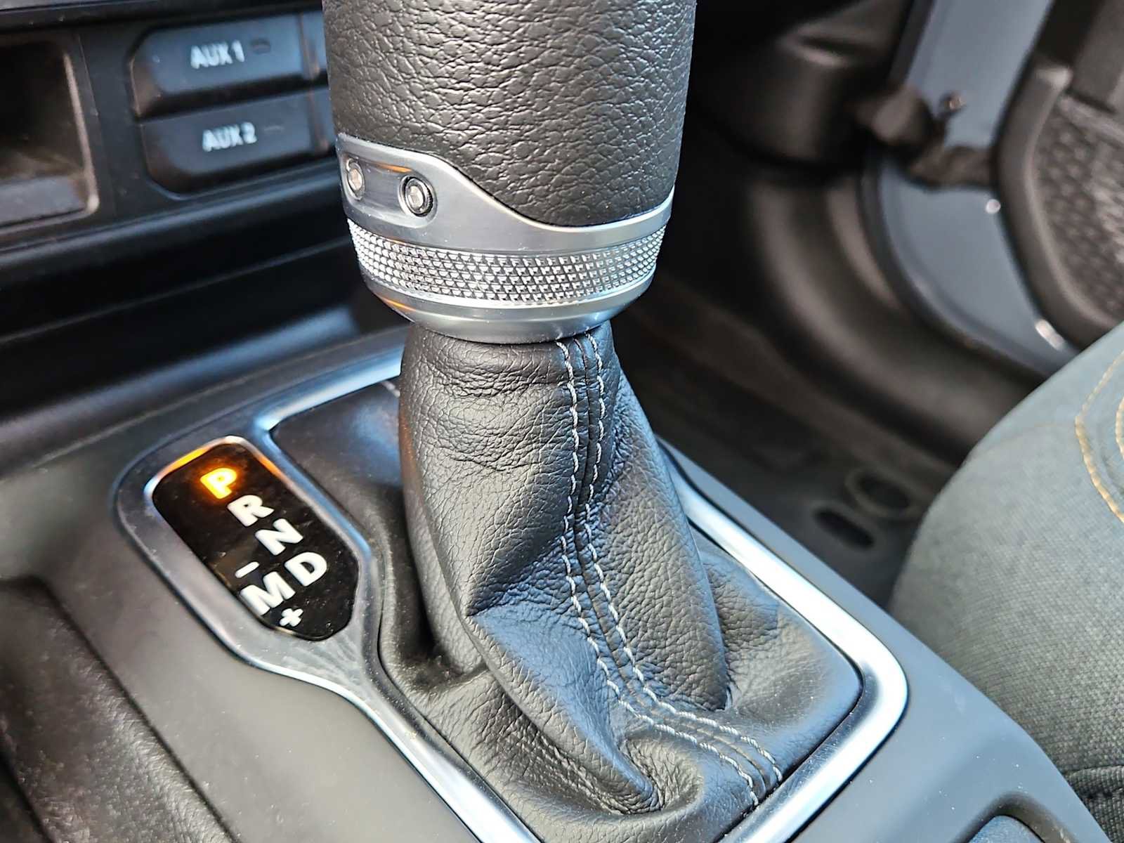 Used 2024 Jeep Wrangler Sport S image 21