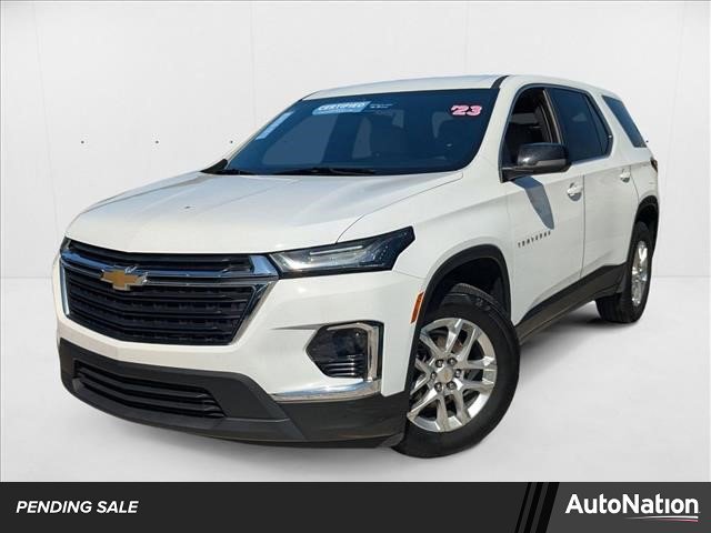 Used 2023 Chevrolet Traverse LS