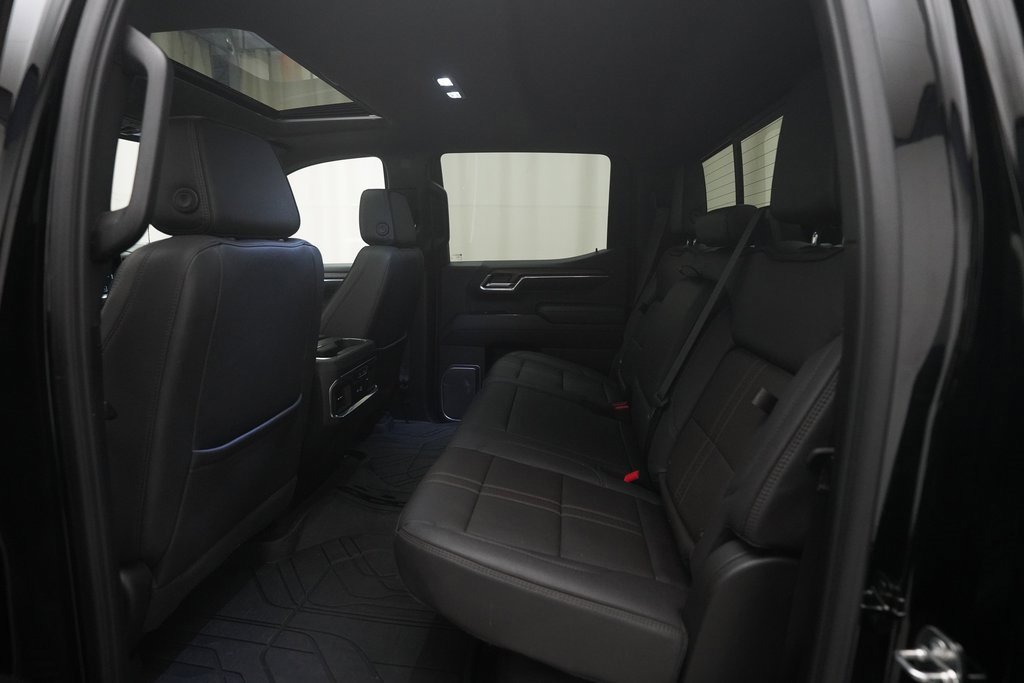 Used 2024 Chevrolet Silverado 1500 High Country image 15