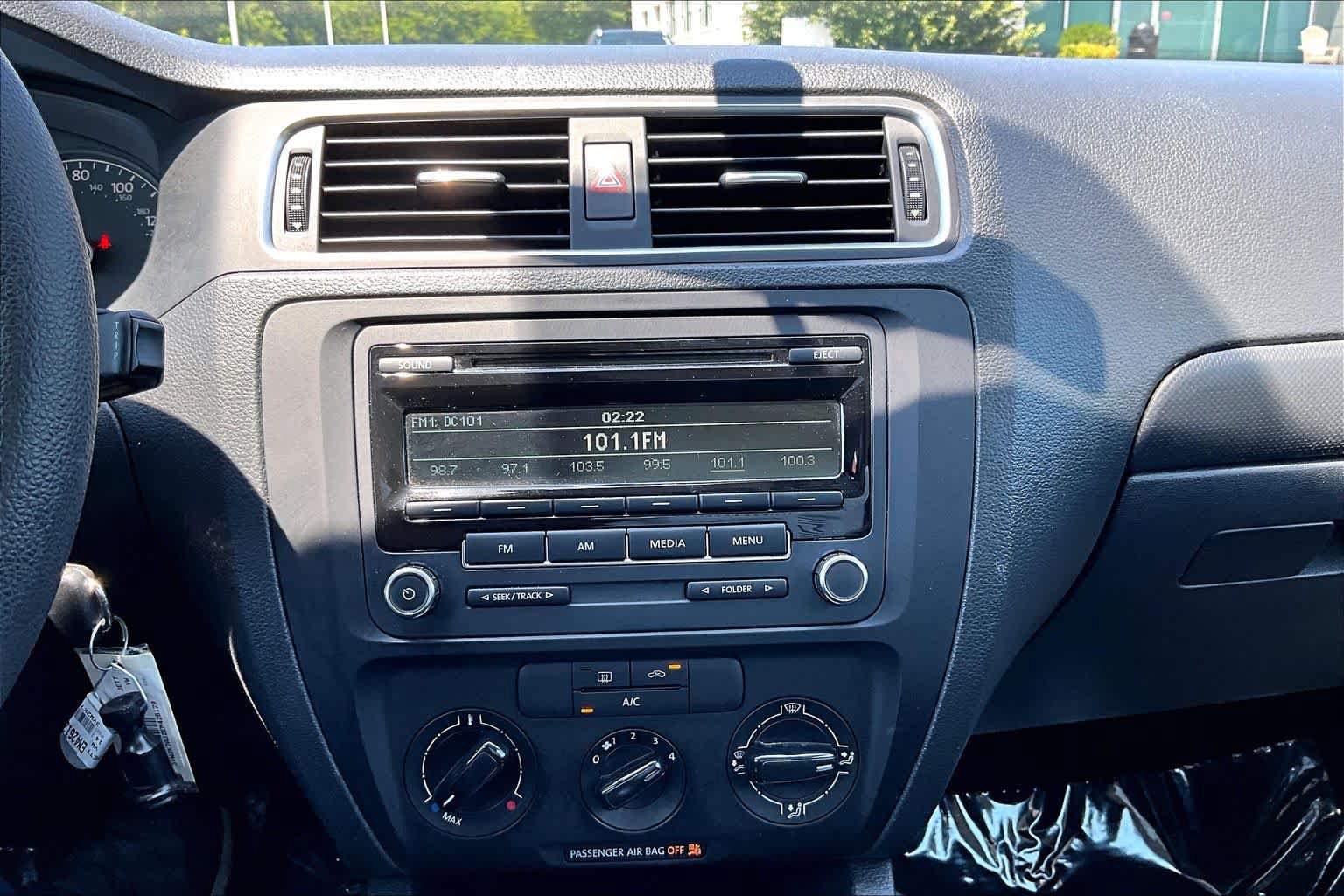 Used 2014 Volkswagen Jetta S FWD image 34