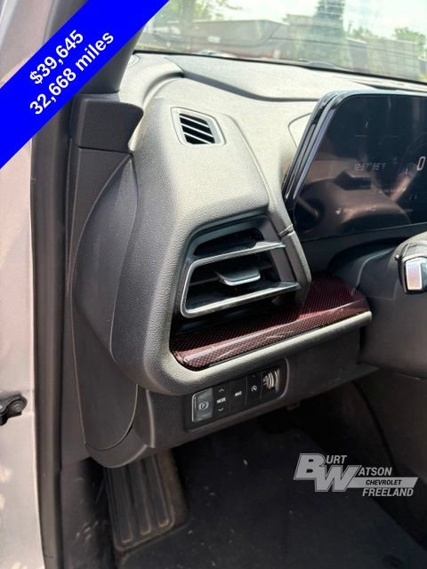Used 2024 Chevrolet Traverse Z71 w/ Enhanced Driving Package AWD/4WD image 13