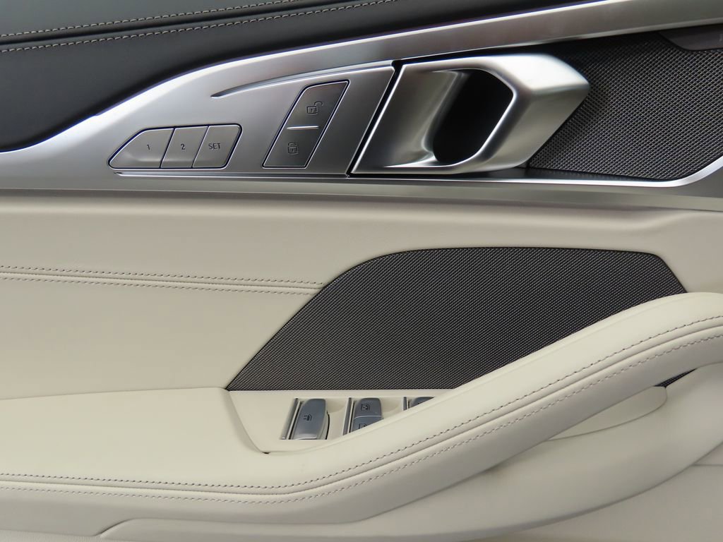 New 2026 BMW 840i Convertible w/ Comfort Seating Package image 21