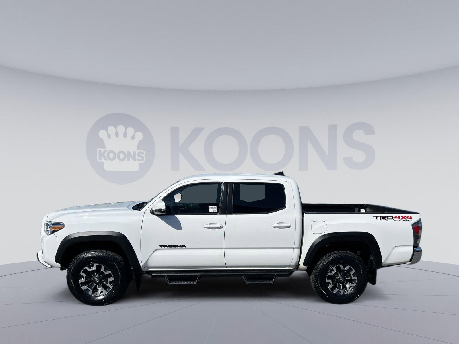 Used 2023 Toyota Tacoma TRD Off-Road AWD/4WD image 2