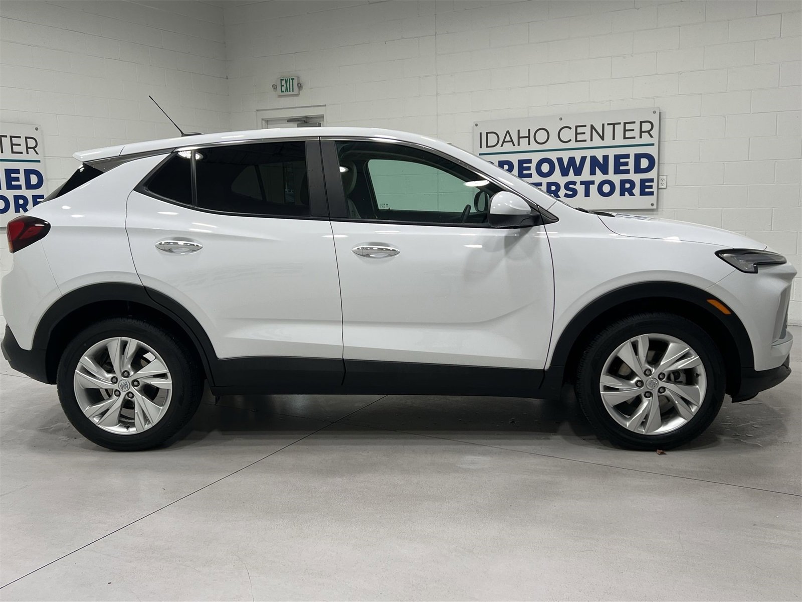 Used 2024 Buick Encore GX Preferred image 9