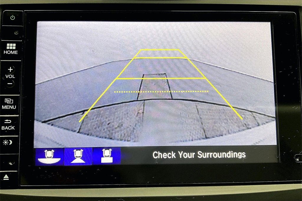 Used 2016 Honda CR-V Touring image 23