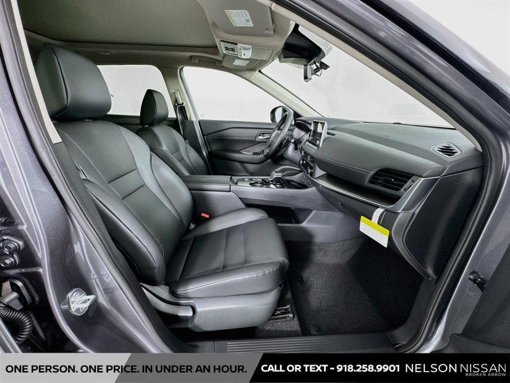 New 2026 Nissan Rogue Dark Armor FWD image 27