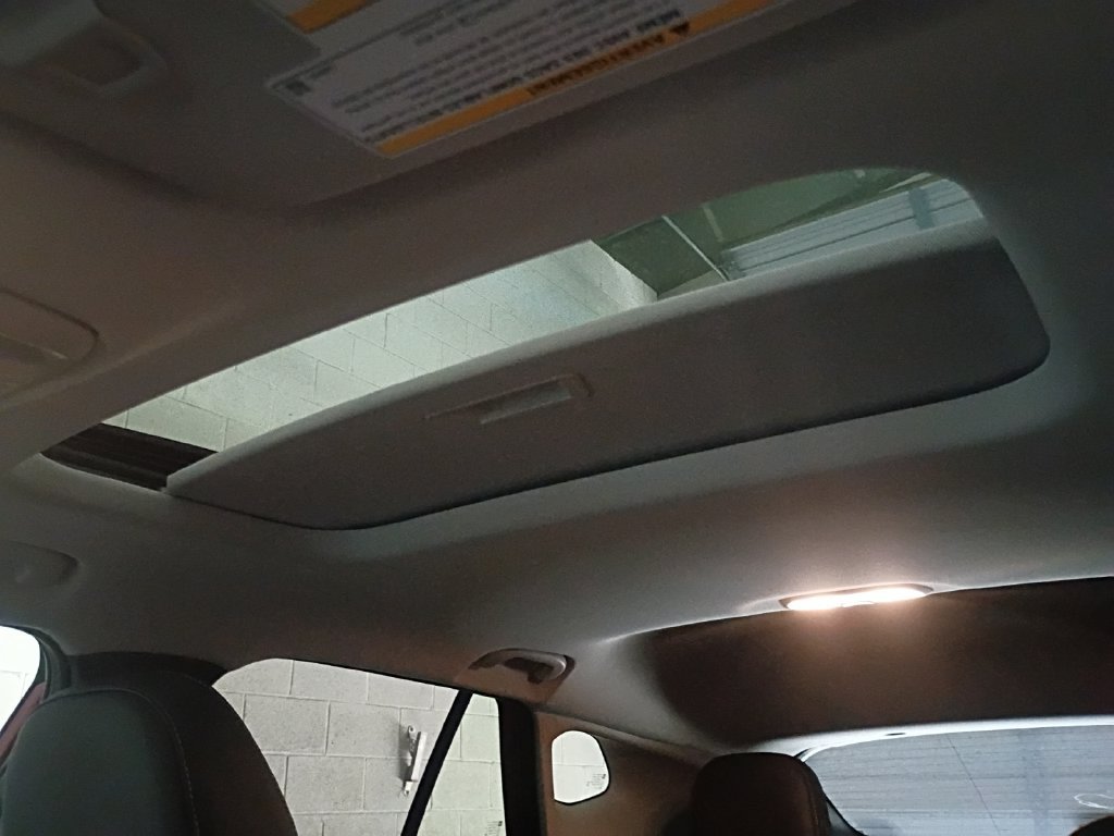 New 2026 Chevrolet Trax LT w/ Sunroof Package FWD image 17