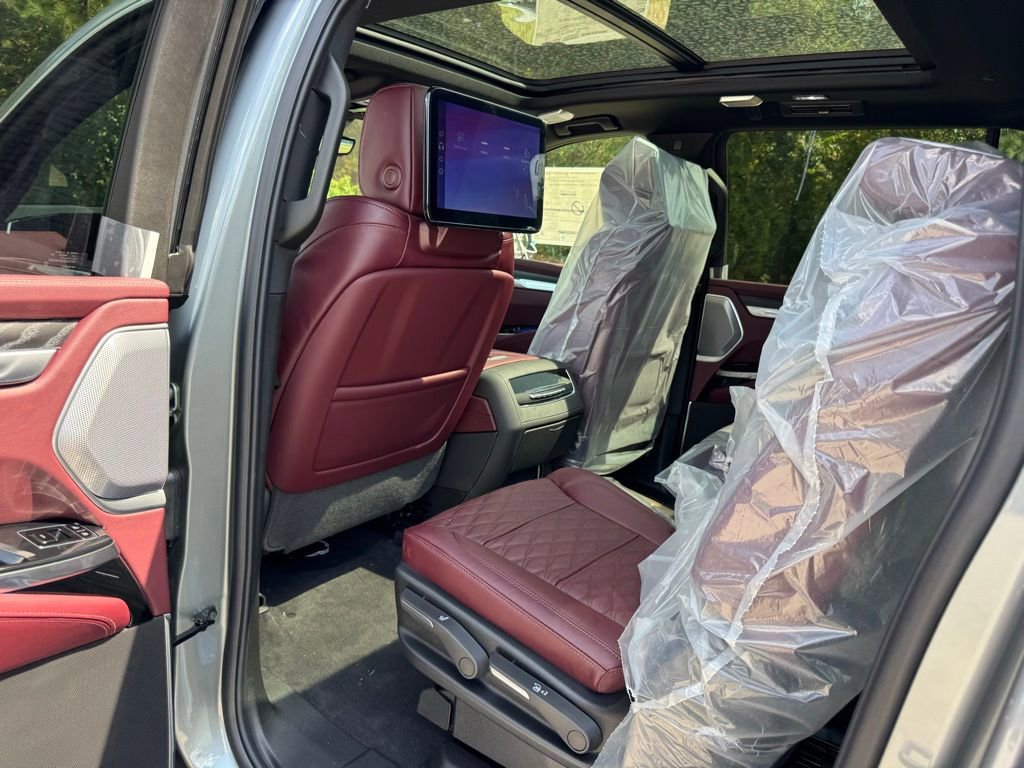 New 2026 Cadillac Escalade ESV Luxury image 23