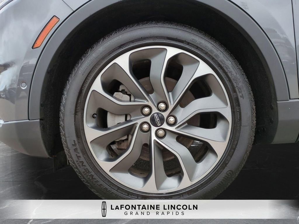 Certified 2023 Lincoln Nautilus Reserve w/ Equipment Group 201A image 34