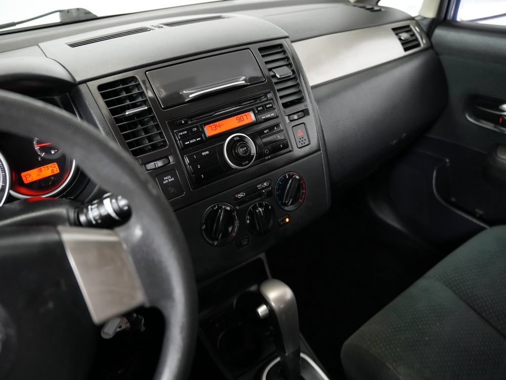Used 2012 Nissan Versa 1.8 S FWD image 16