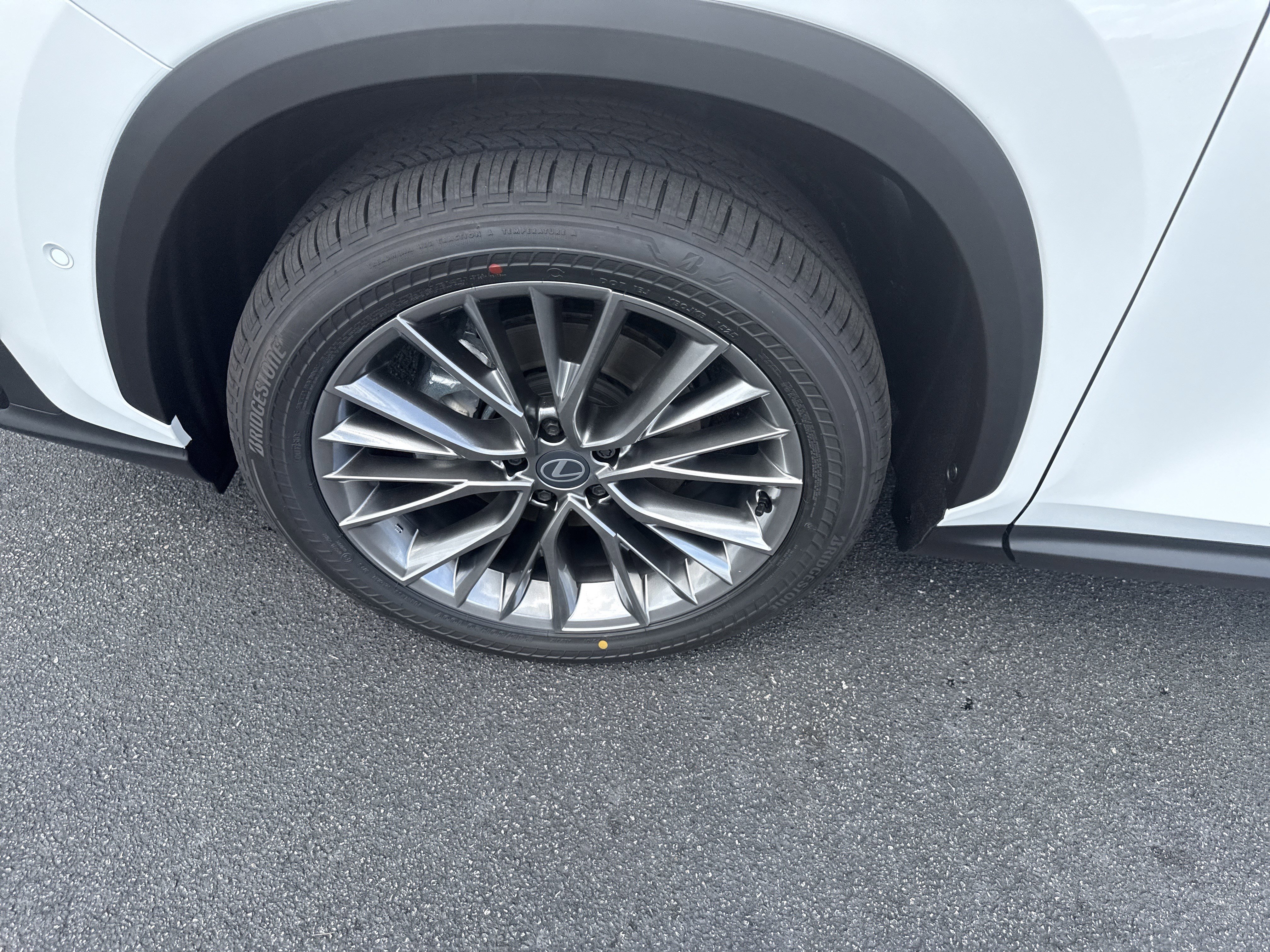 Used 2026 Lexus NX 350 AWD w/ Luxury Package image 9