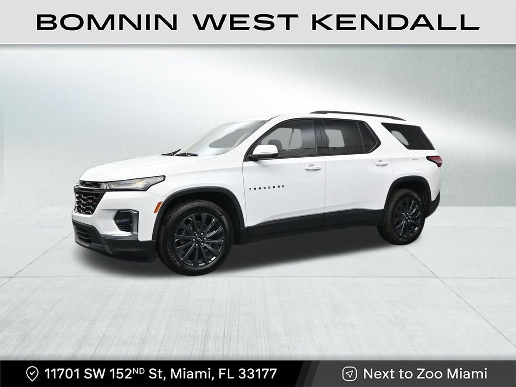 Used 2022 Chevrolet Traverse RS image 1