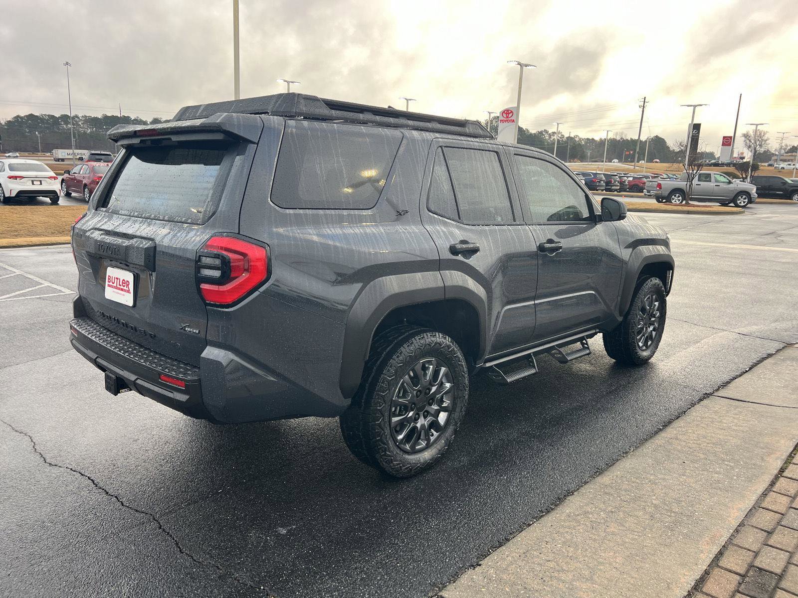 New 2026 Toyota 4Runner SR5 image 7