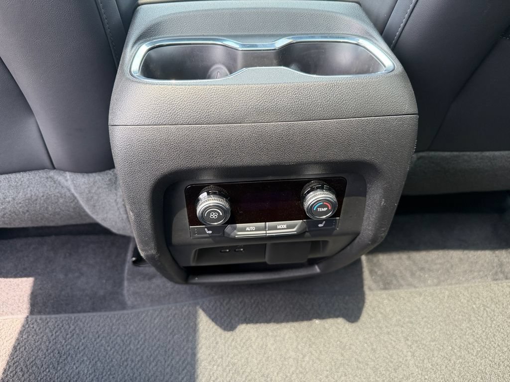 Used 2024 GMC Acadia Denali FWD image 17