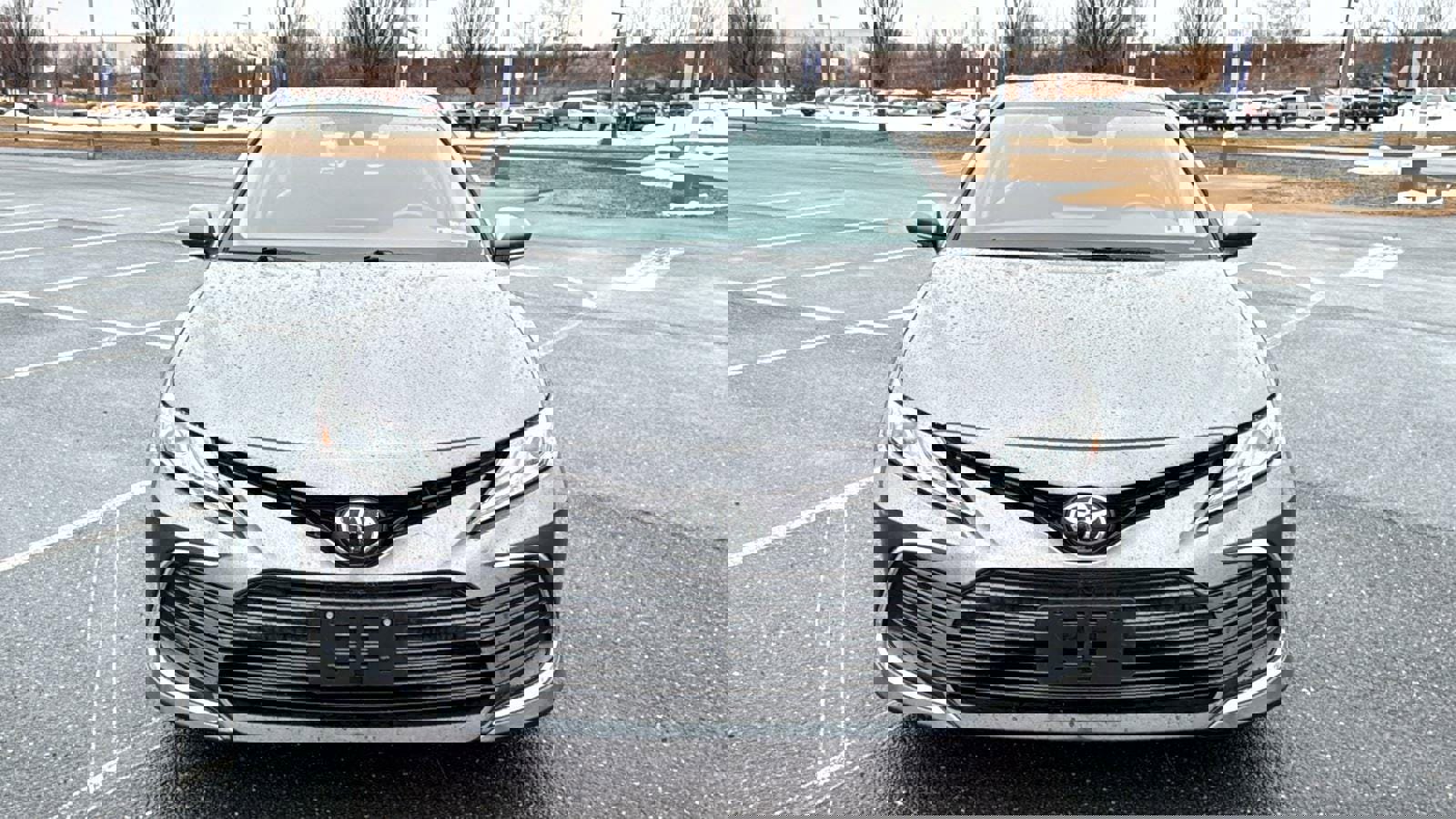 Used 2022 Toyota Camry XLE image 16