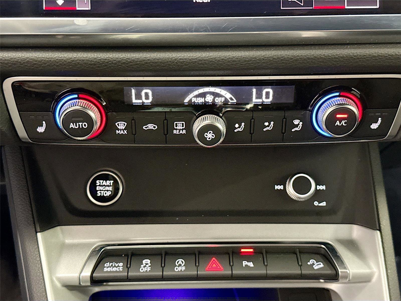 Certified 2022 Audi Q3 2.0T Premium Plus w/ Premium Plus Package AWD/4WD image 15