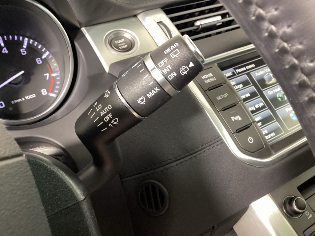 Used 2015 Land Rover Range Rover Evoque Pure Plus AWD/4WD image 25