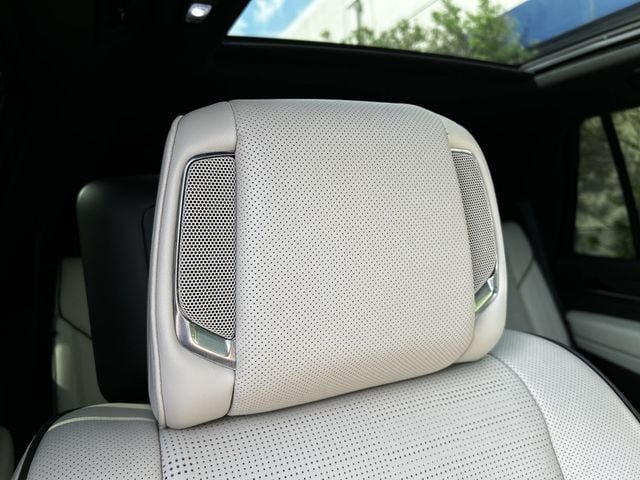 Used 2021 Cadillac Escalade Sport AWD/4WD image 33