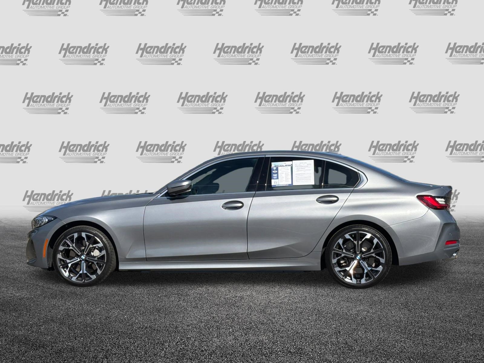Used 2025 BMW 330i Sedan w/ Premium Package image 8