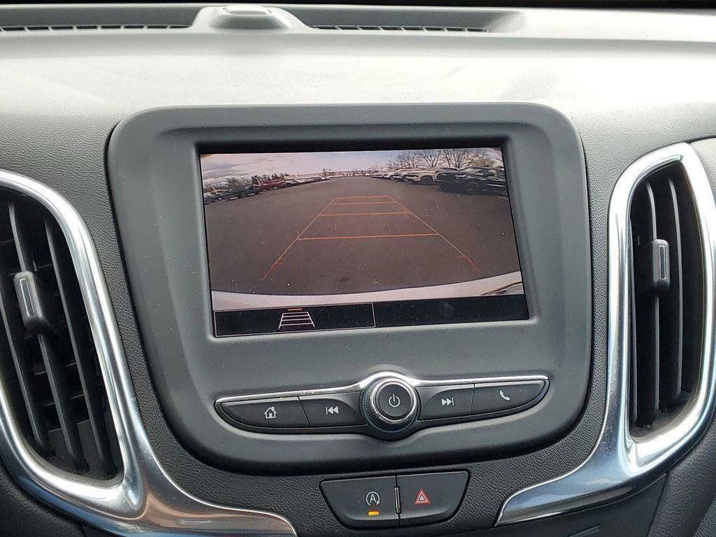 Used 2024 Chevrolet Equinox LT FWD image 14