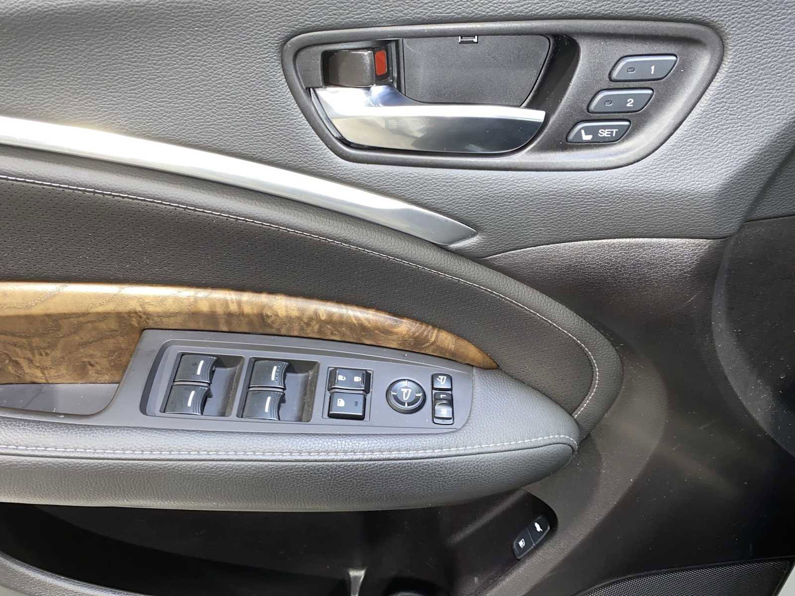 Used 2020 Acura MDX SH-AWD w/ Technology Package image 23