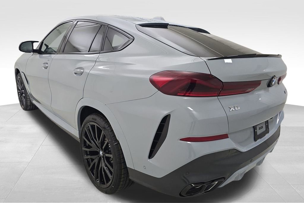 New 2026 BMW X6 M60i image 7