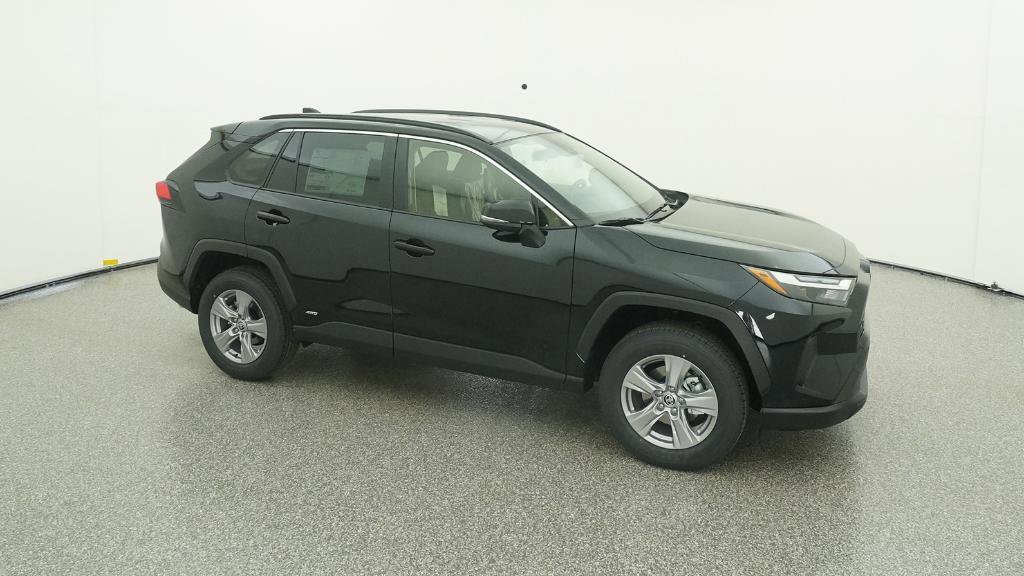 New 2025 Toyota RAV4 XLE image 27