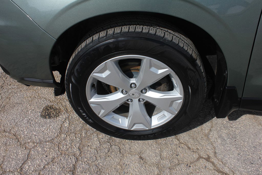 Used 2015 Subaru Forester 2.5i Premium w/ All-Weather Package image 57