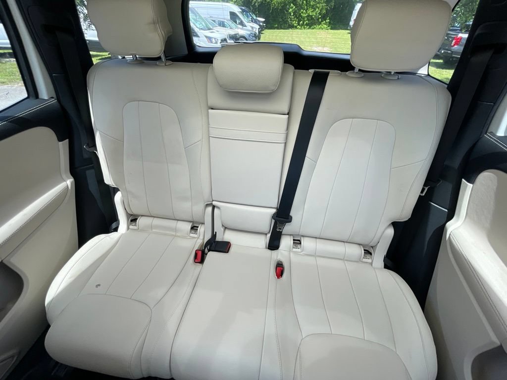 Used 2023 Mercedes-Benz GLB 250 image 9