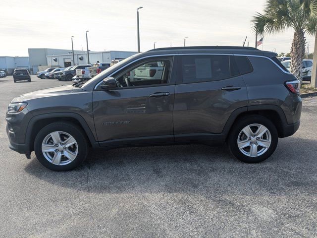 Used 2022 Jeep Compass Latitude image 8