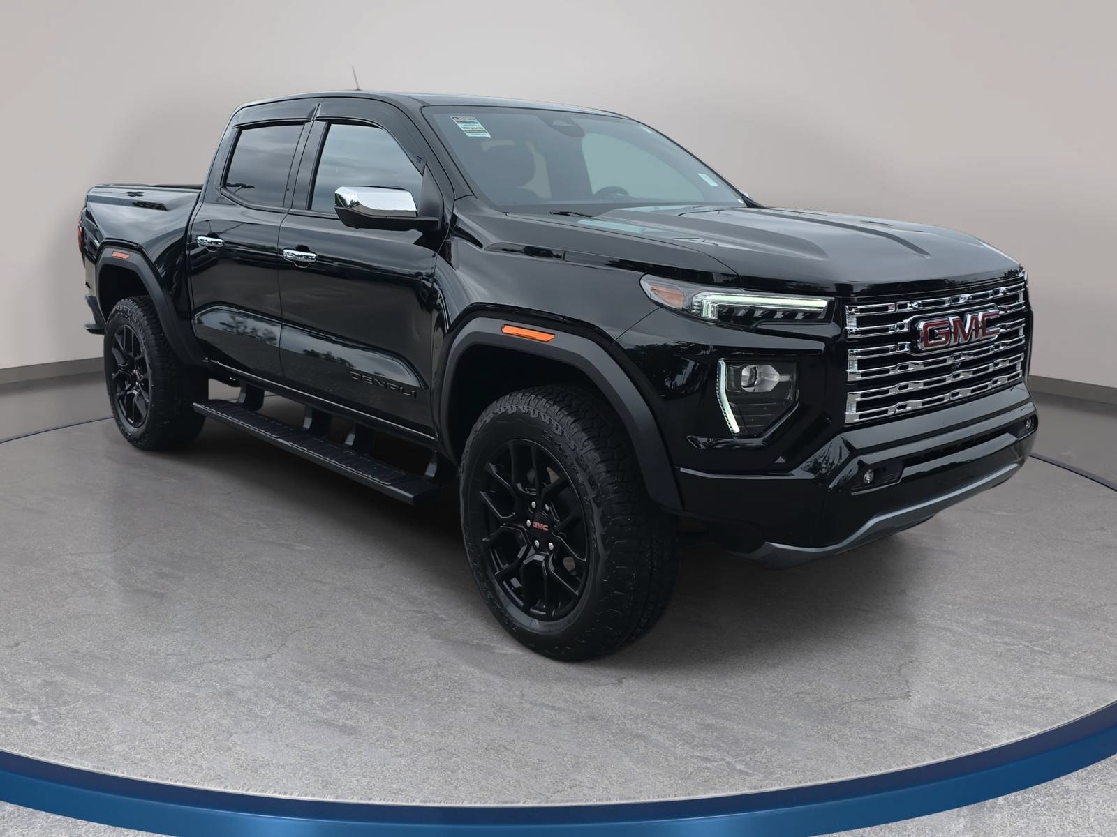 Used 2024 GMC Canyon Denali w/ LPO, Denali Black Edition AWD/4WD image 3